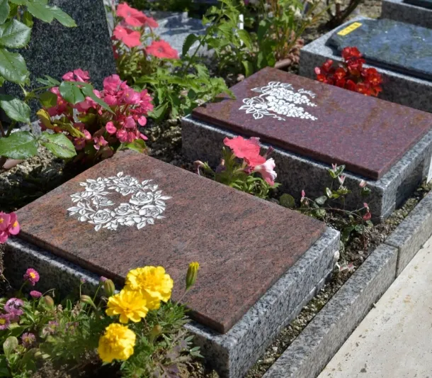 墓石型永代供養墓の憩の写真