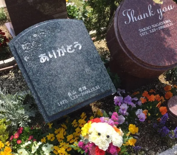 墓石型永代供養墓の紬の写真