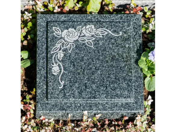 墓石型永代供養墓の憩の写真